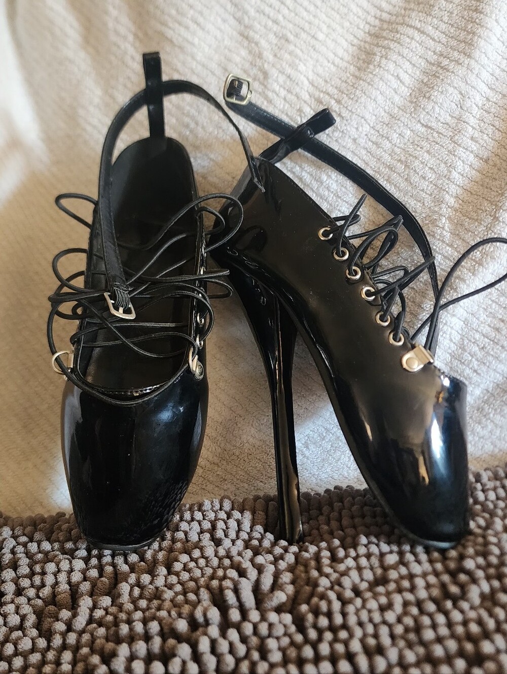 Black Patent Lace-Up Ballerina/Ballet Stiletto Heels - Women